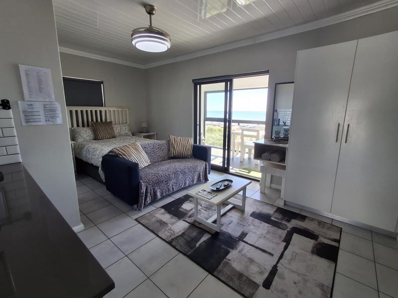 5 Bedroom Property for Sale in Sandy Point Western Cape